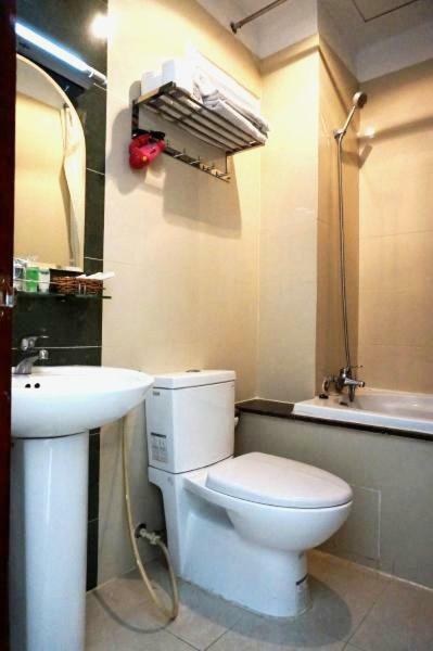 Green Suites Hotel Хошимін Екстер'єр фото