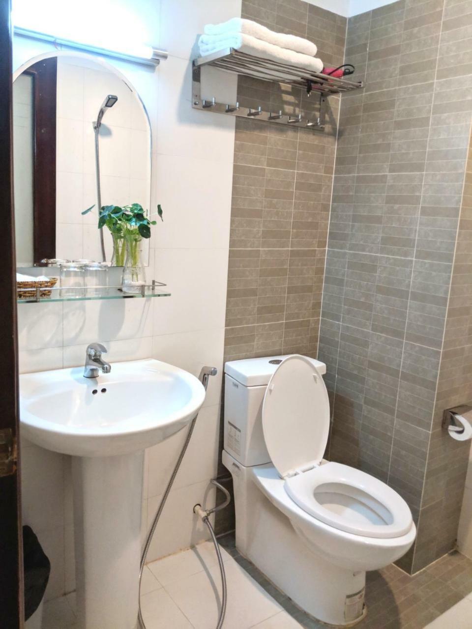 Green Suites Hotel Хошимін Екстер'єр фото