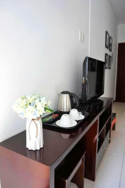 Green Suites Hotel Хошимін Екстер'єр фото